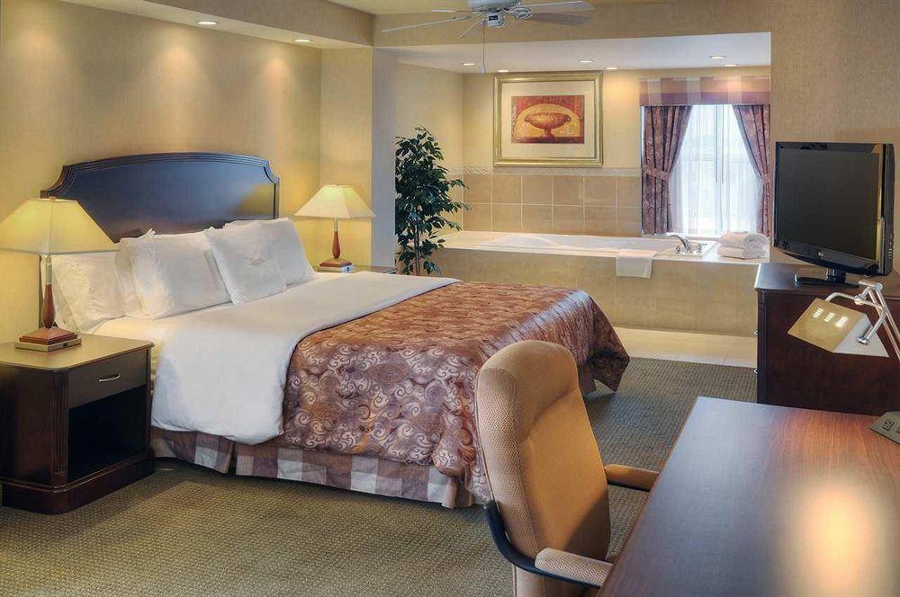 Homewood Suites By Hilton Burlington Extérieur photo