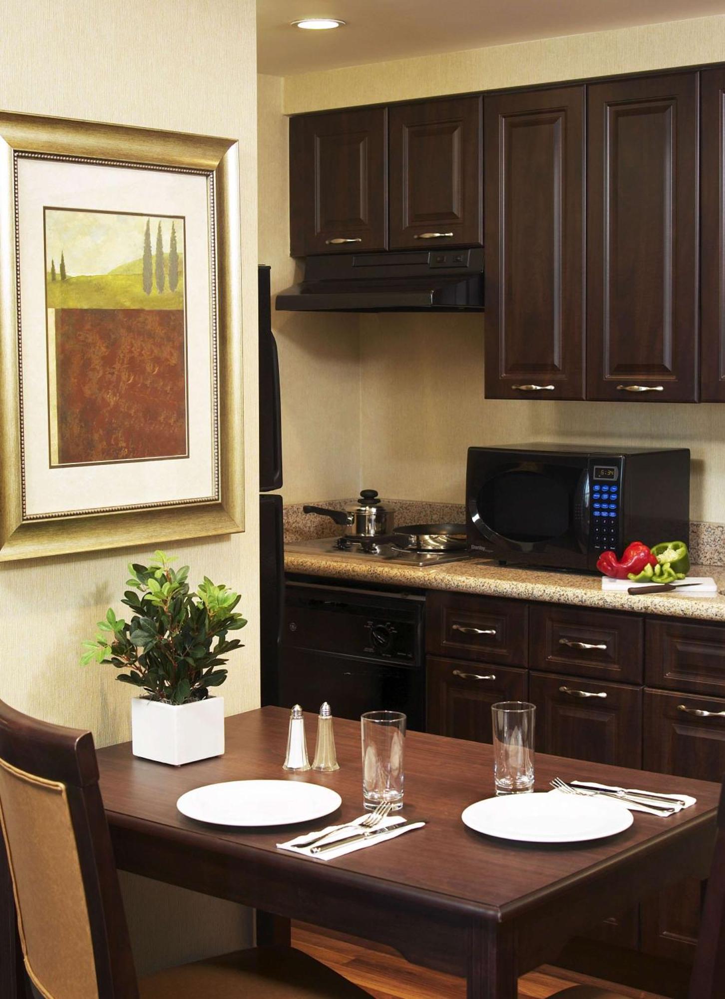 Homewood Suites By Hilton Burlington Extérieur photo