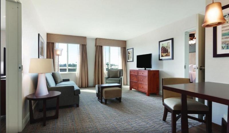 Homewood Suites By Hilton Burlington Extérieur photo